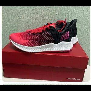 New Balance Fuelcell Propel V1 running shoe black/red women’s 5.5